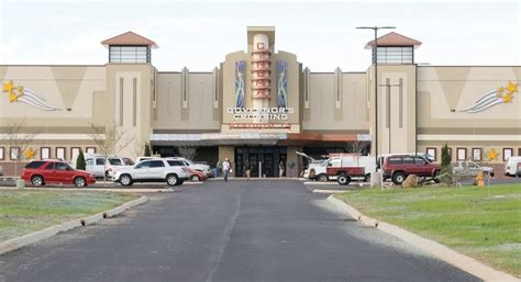Governor's crossing stadium 14 photos - Governor's Crossing Stadium 14 Cinema, Sevierville, Tennessee. 9,869 likes · 144 talking about this · 73,359 were here. State of the art movie theater with reserved seating & reclining chairs....